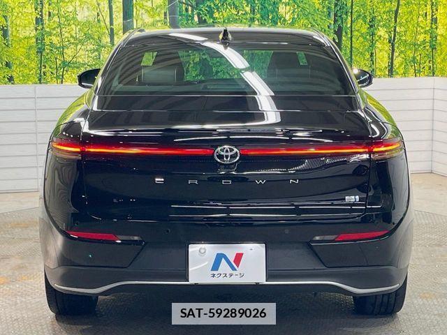 Toyota Crown Crossover 2023-07 7902442-15