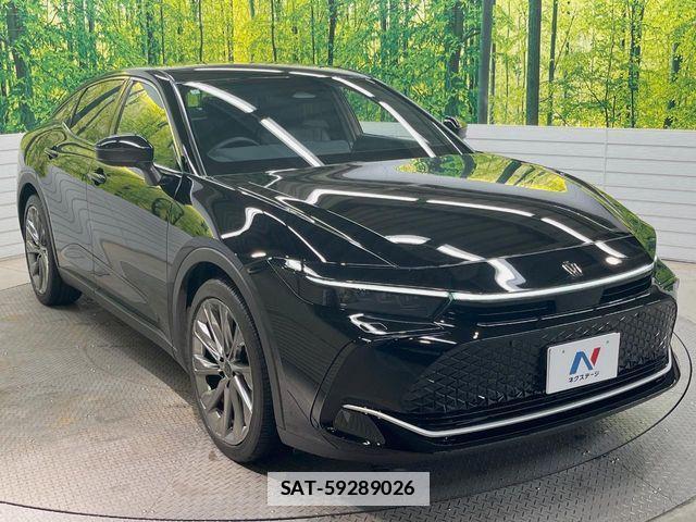 Toyota Crown Crossover 2023-07 7902442-16