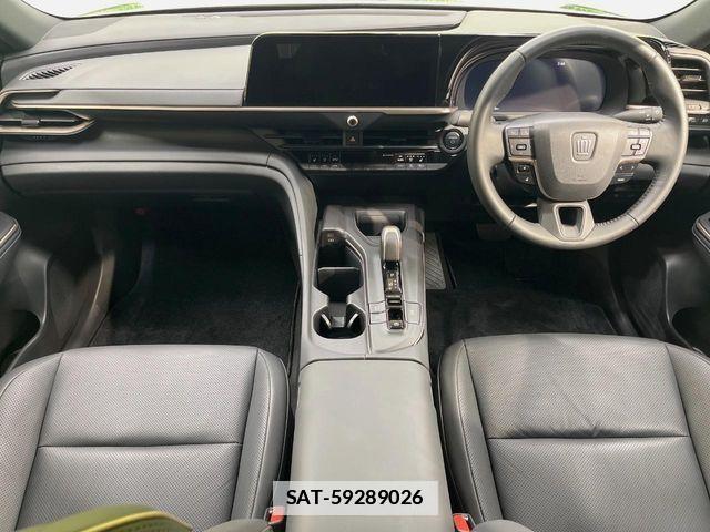Toyota Crown Crossover 2023-07 7902442-1