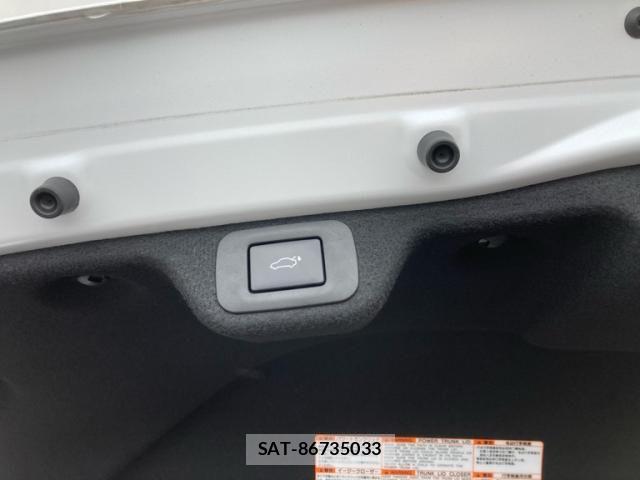 Toyota Crown Crossover 2023-01 7902444-13