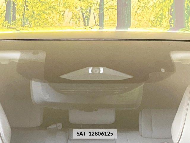 Toyota Crown Crossover 2023-03 7961024-4