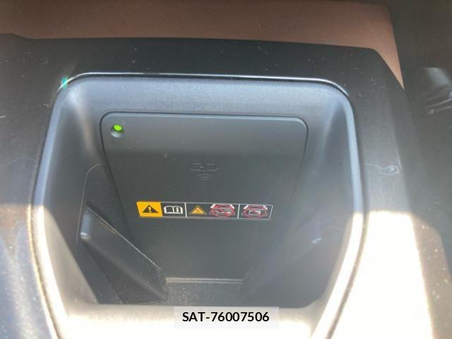 Toyota Crown Crossover 2024-10 7978859-16
