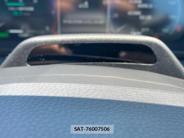 Toyota Crown Crossover 2024-10 7978859-19