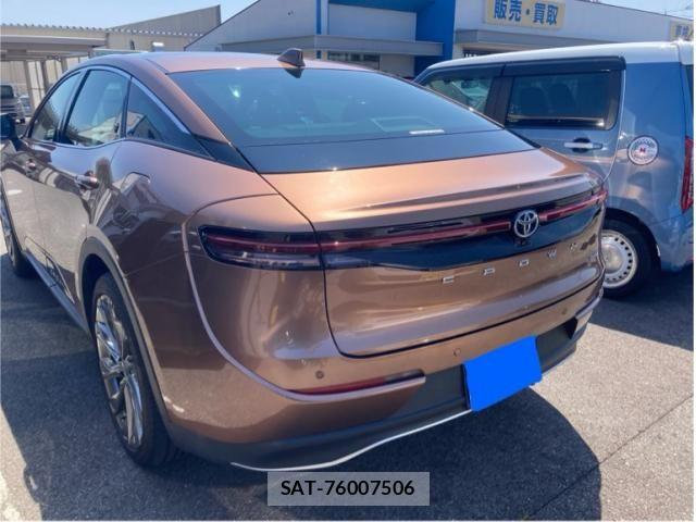 Toyota Crown Crossover 2024-10 7978859-3