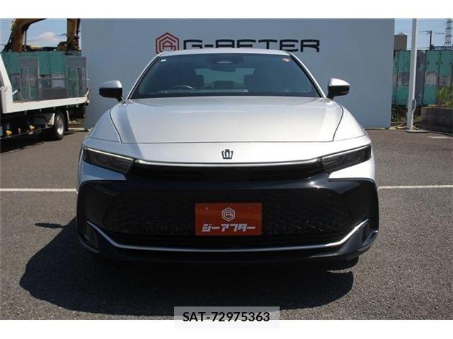 Toyota Crown Crossover 2023-06 7978861-10