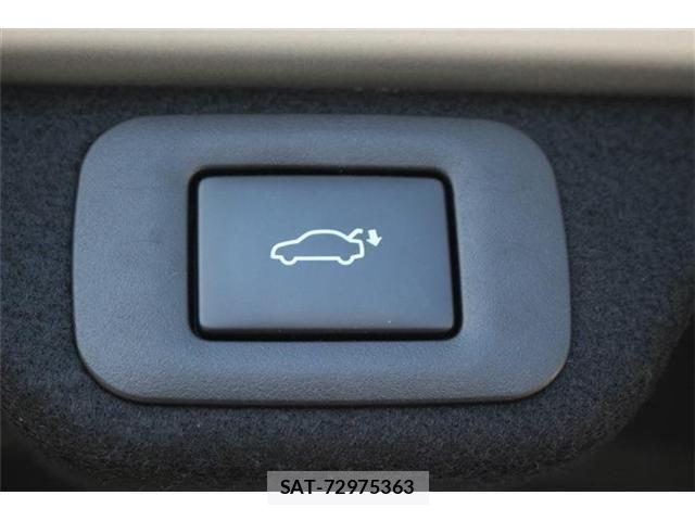 Toyota Crown Crossover 2023-06 7978861-3