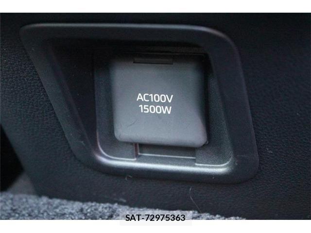 Toyota Crown Crossover 2023-06 7978861-7