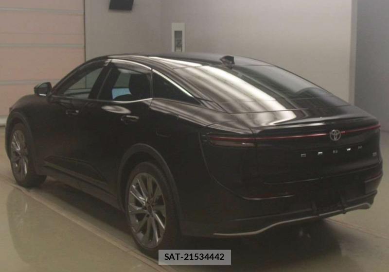 Toyota Crown Crossover 2023-10 8029796-1