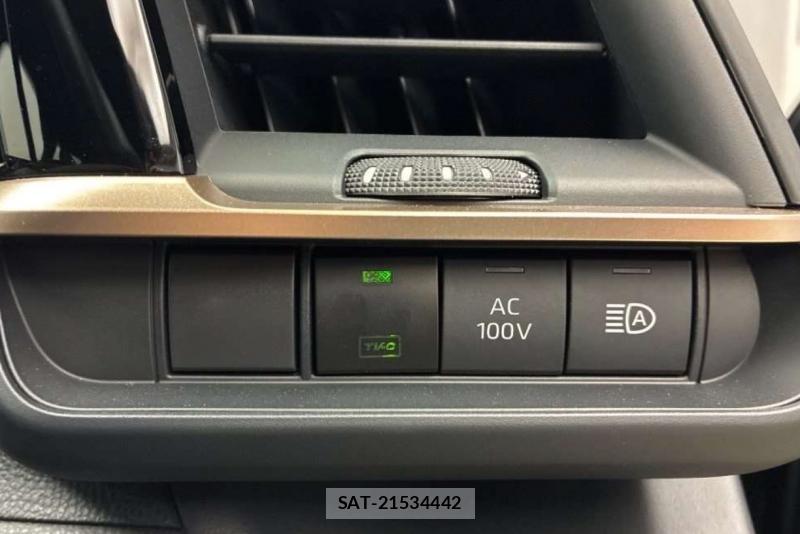 Toyota Crown Crossover 2023-10 8029796-7