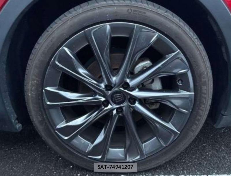 Toyota Crown Crossover 2023-09 8029687-13