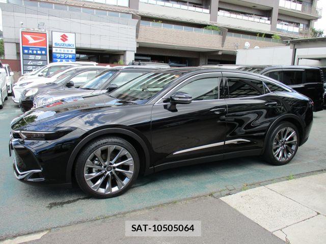 Toyota Crown Crossover 2022-10 8034992-1