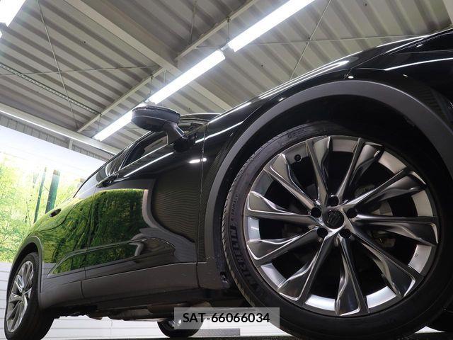 Toyota Crown Crossover 2023-02 8034991-14