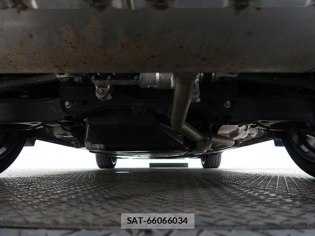 Toyota Crown Crossover 2023-02 8034991-19