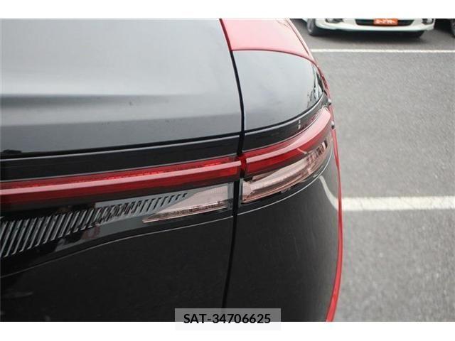 Toyota Crown Crossover 2024-06 8034993-24