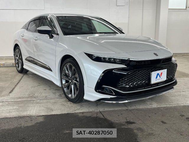 Toyota Crown Crossover 2023-10 8073354-15