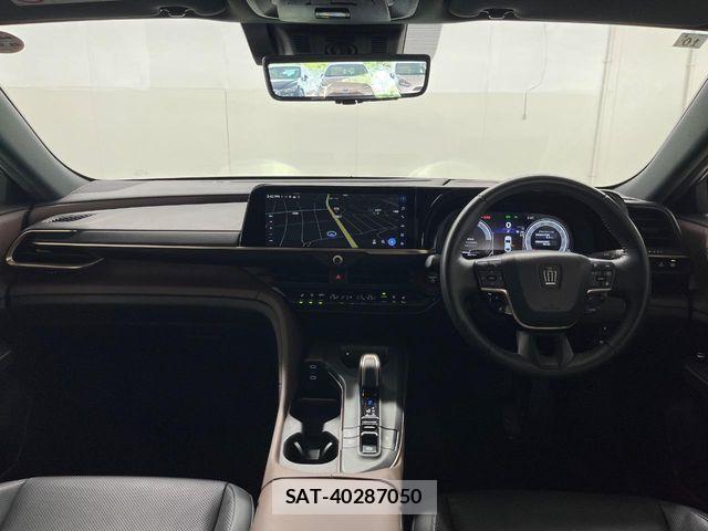 Toyota Crown Crossover 2023-10 8073354-1