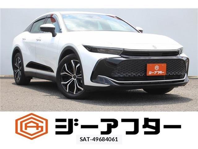 Toyota Crown Crossover 2023-09 8073357-0