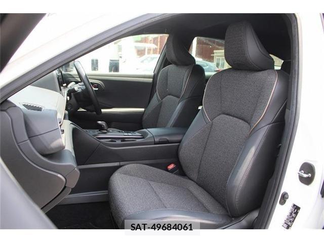 Toyota Crown Crossover 2023-09 8073357-25