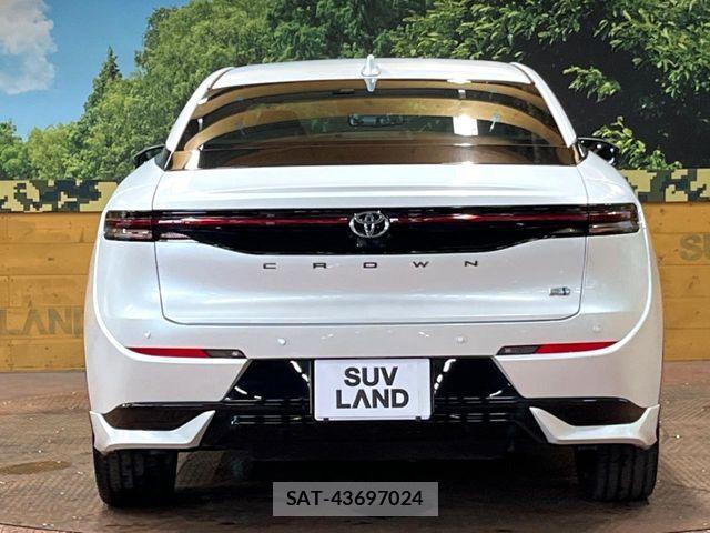 Toyota Crown Crossover 2022-12 8073351-14