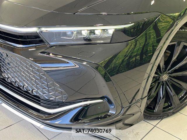 Toyota Crown Crossover 2023-01 8073355-12