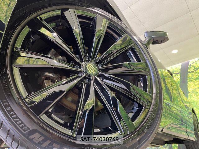 Toyota Crown Crossover 2023-01 8073355-13