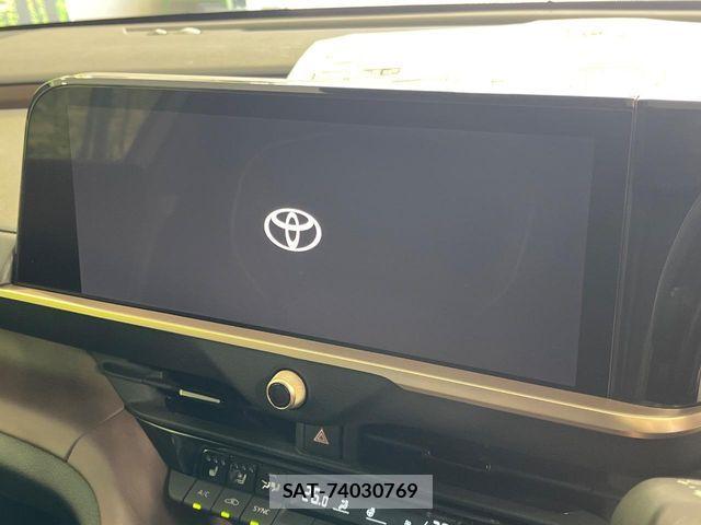 Toyota Crown Crossover 2023-01 8073355-2