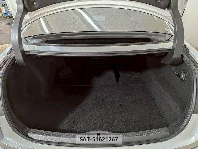 Toyota Crown Crossover 2023-06 8073353-12