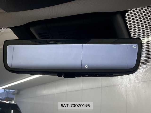 Toyota Crown Crossover 2022-12 8073356-9