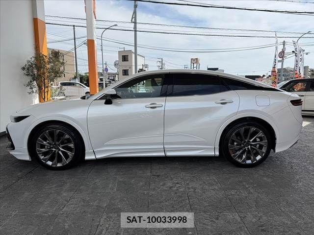 Toyota Crown Crossover 2023-07 8073352-10