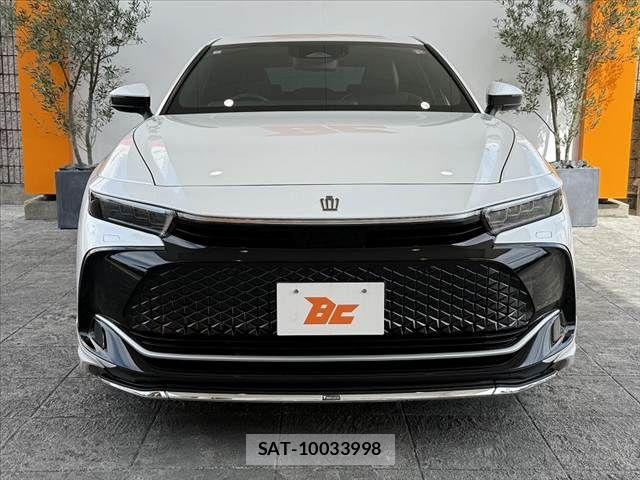 Toyota Crown Crossover 2023-07 8073352-8