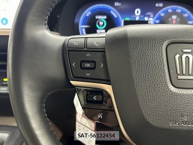 Toyota Crown Crossover 2023-07 8098627-21