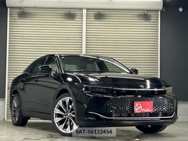 Toyota Crown Crossover 2023-07 8098627-2