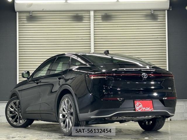 Toyota Crown Crossover 2023-07 8098627-3