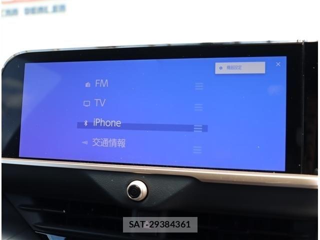 Toyota Crown Crossover 2022-10 8098625-7