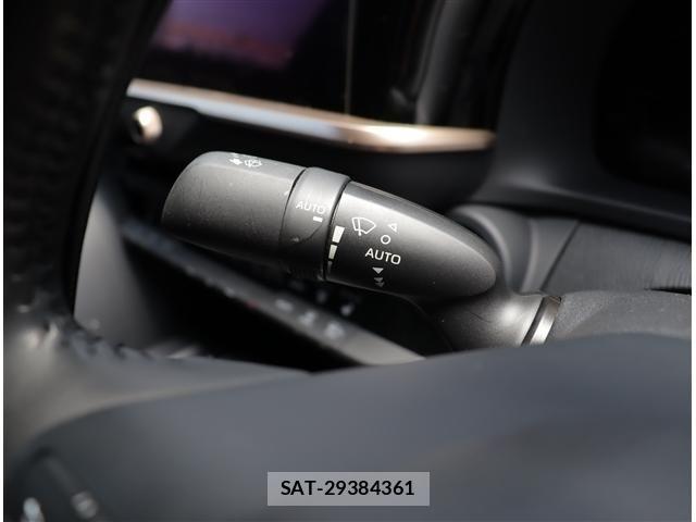 Toyota Crown Crossover 2022-10 8098625-15