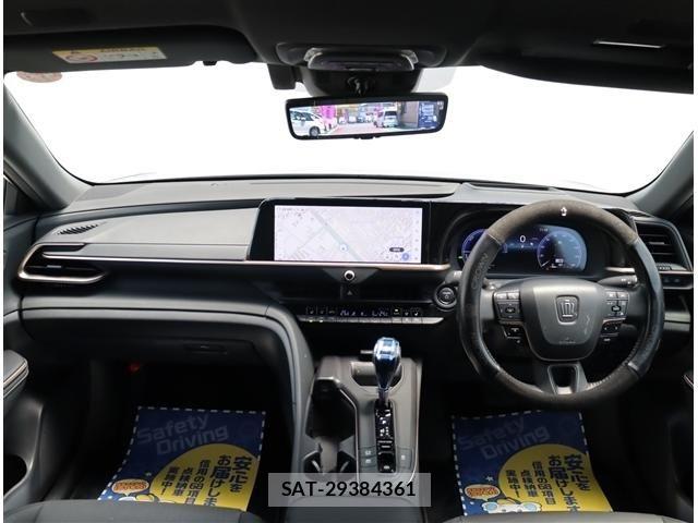 Toyota Crown Crossover 2022-10 8098625-1