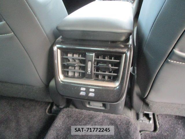 Toyota Crown Crossover 2024-09 8098623-9