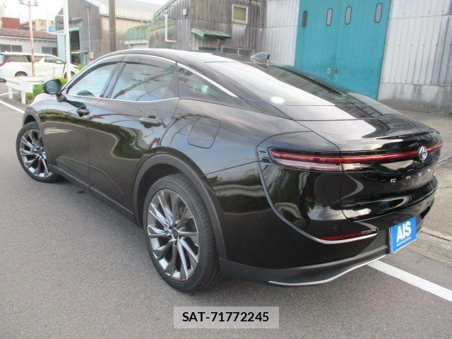 Toyota Crown Crossover 2024-09 8098623-2