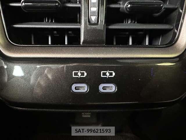 Toyota Crown Crossover 2024-06 8098621-6