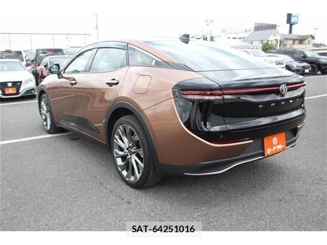 Toyota Crown Crossover 2022-12 8098626-11