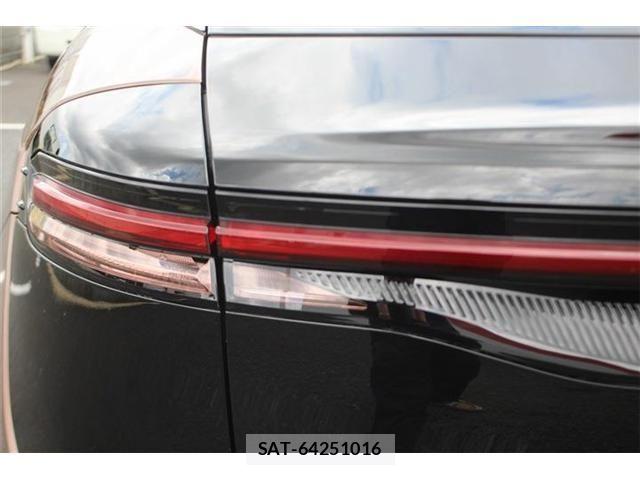 Toyota Crown Crossover 2022-12 8098626-25