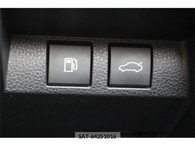 Toyota Crown Crossover 2022-12 8098626-6