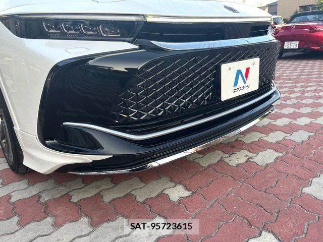 Toyota Crown Crossover 2024-03 8129485-2