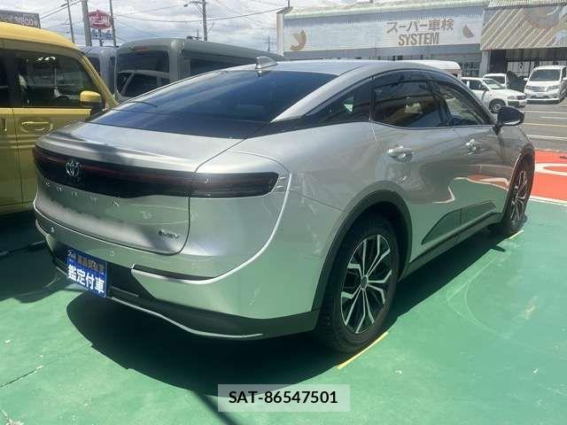 Toyota Crown Crossover 2025-03 8129491-12