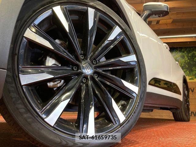 Toyota Crown Crossover 2023-02 8145613-12