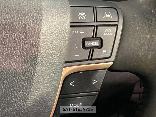 Toyota Crown Crossover 2023-02 8145613-4