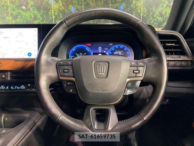 Toyota Crown Crossover 2023-02 8145613-7