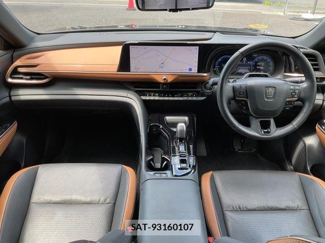 Toyota Crown Crossover 2023-01 8206988-1