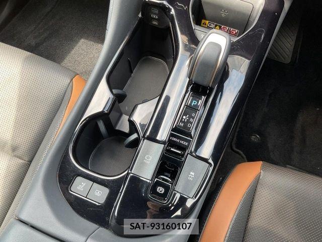 Toyota Crown Crossover 2023-01 8206988-20