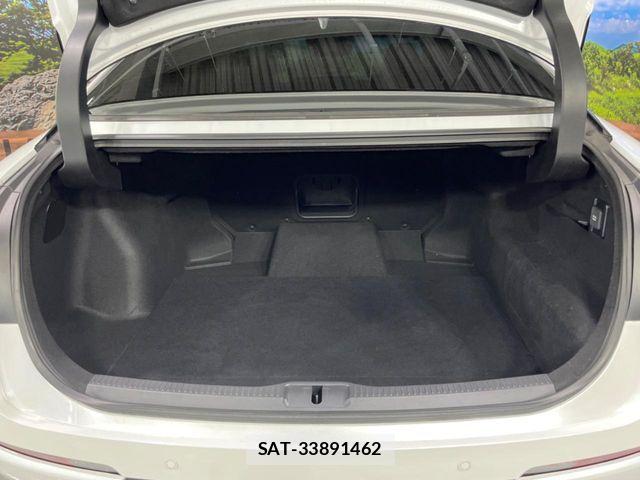 Toyota Crown Crossover 2023-01 8206994-10